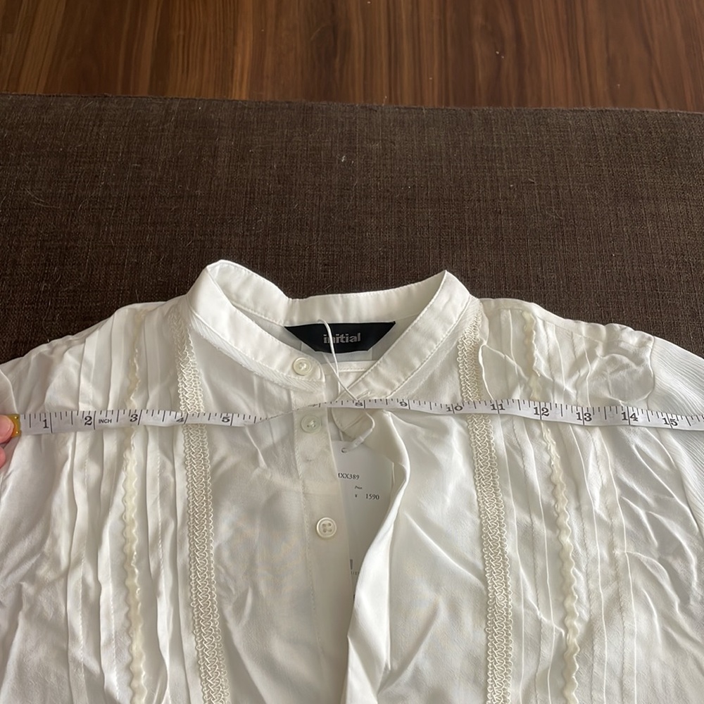 Lace Blouse - Picture 4 of 5